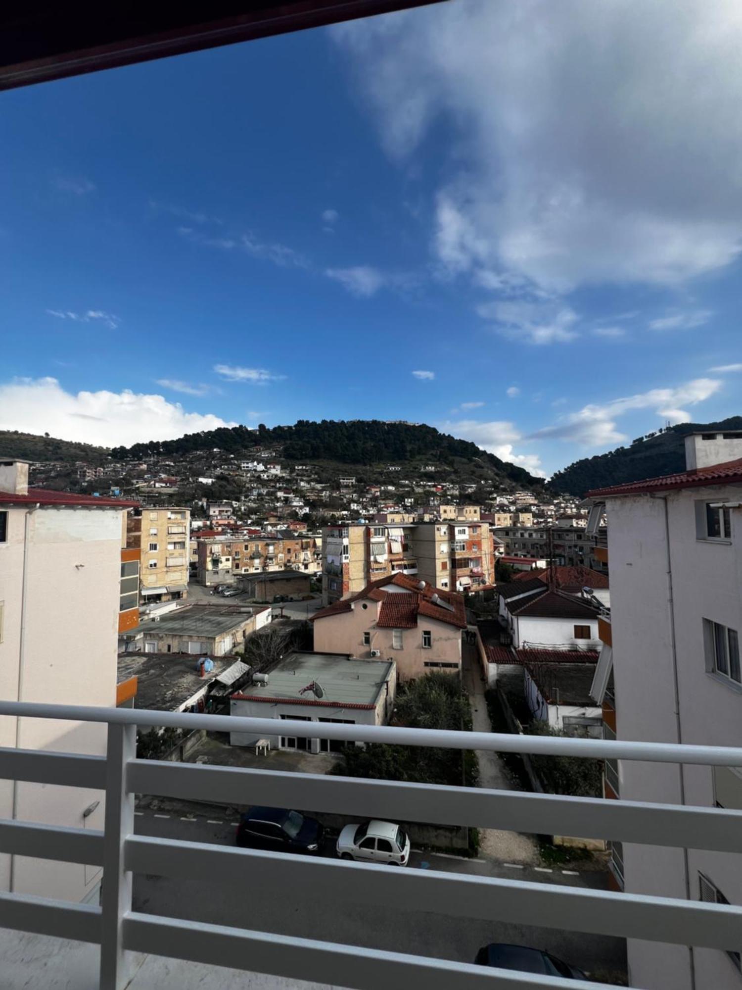 Merkaj * Berat
